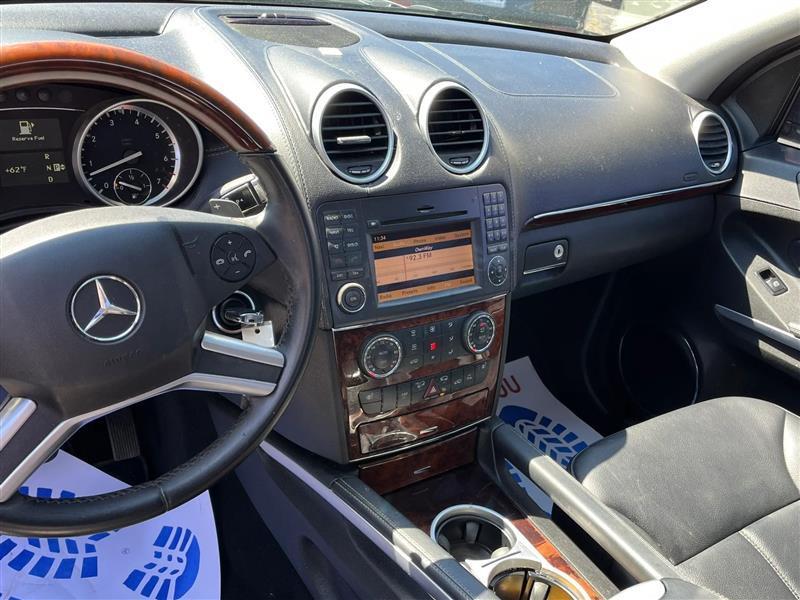 Mercedes-Benz GL-Class GL450 4MATIC 2011