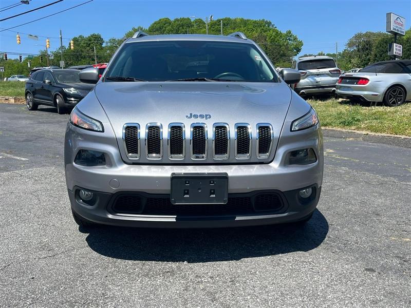 Jeep Cherokee Latitude FWD 2014