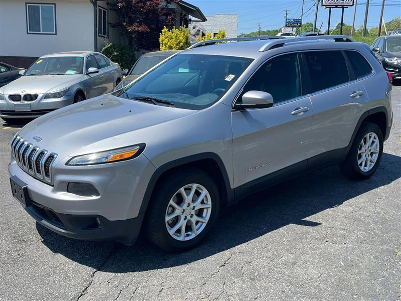 Jeep Cherokee Latitude FWD 2014