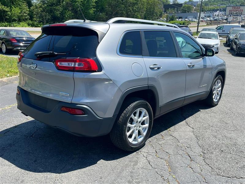Jeep Cherokee Latitude FWD 2014