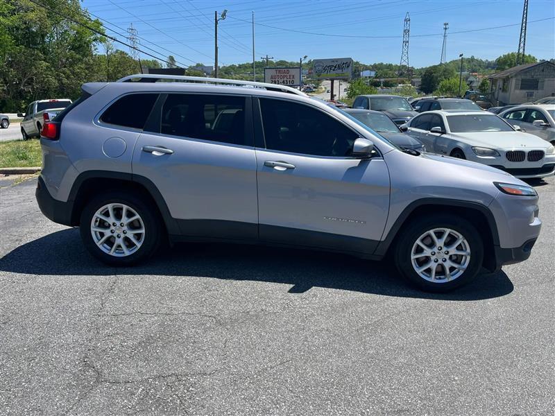 Jeep Cherokee Latitude Plus FWD 2018
