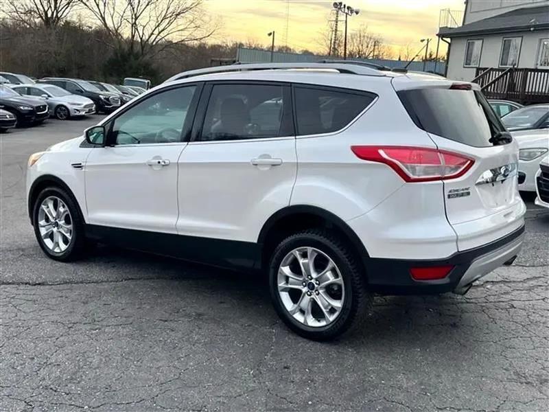Ford Escape Titanium 4WD 2014