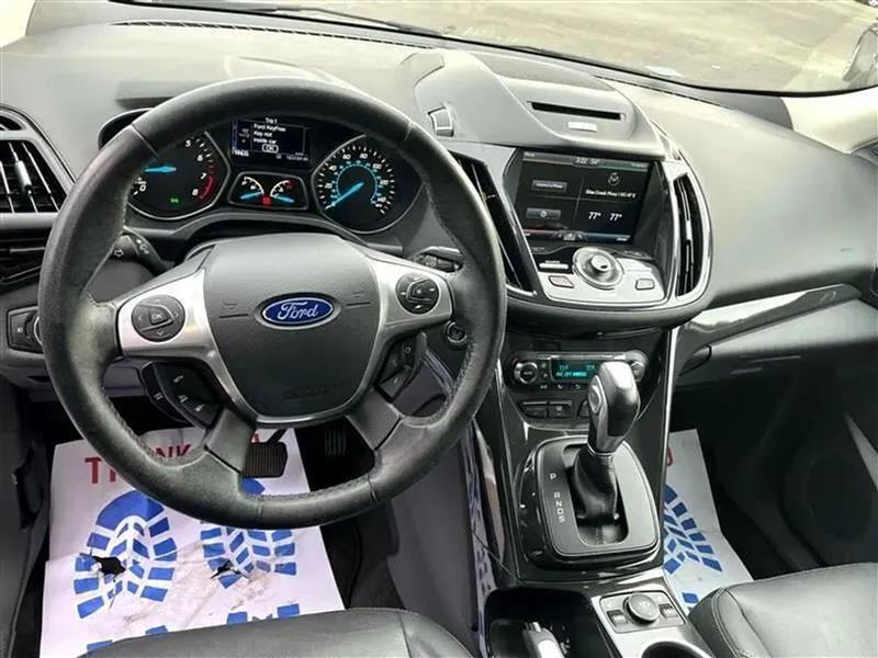 Ford Escape Titanium 4WD 2014