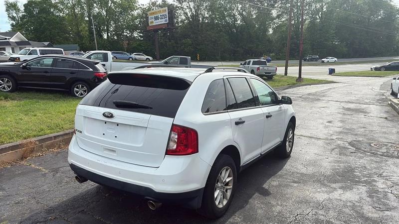 Ford Edge SE FWD 2014