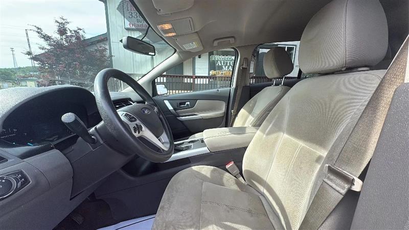Ford Edge SE FWD 2014
