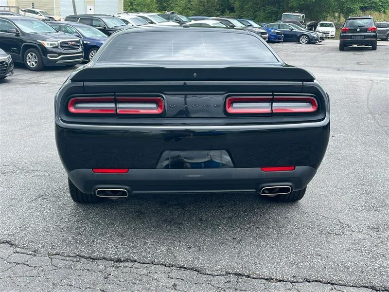 Dodge Challenger SXT 2020