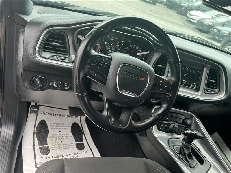 Dodge Challenger SXT 2020