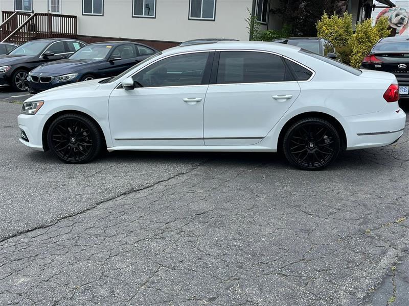 Volkswagen Passat SEL Premium 6A 2016