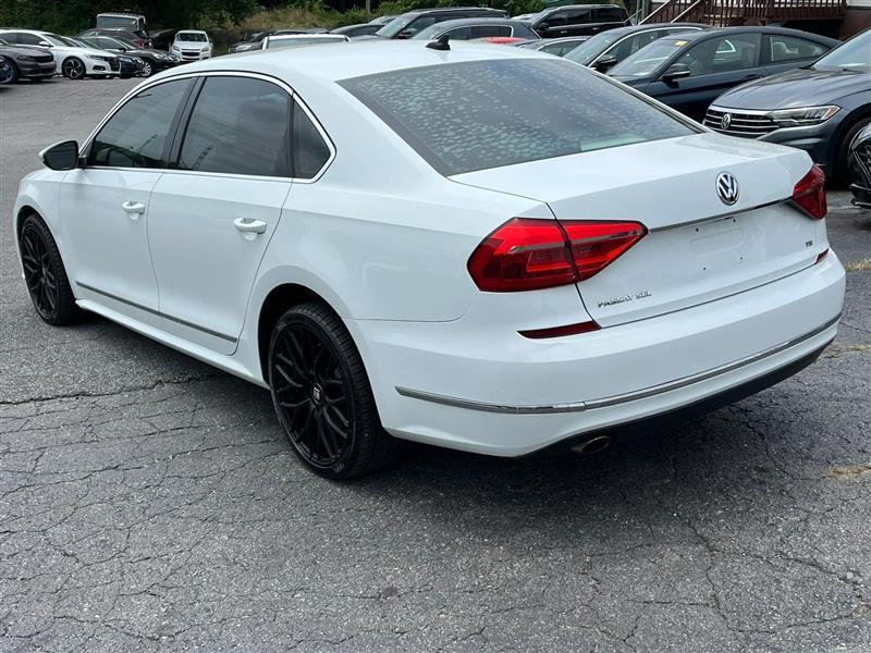 Volkswagen Passat SEL Premium 6A 2016