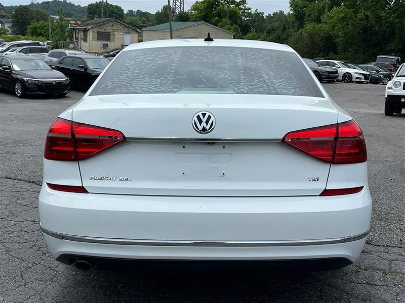 Volkswagen Passat SEL Premium 6A 2016