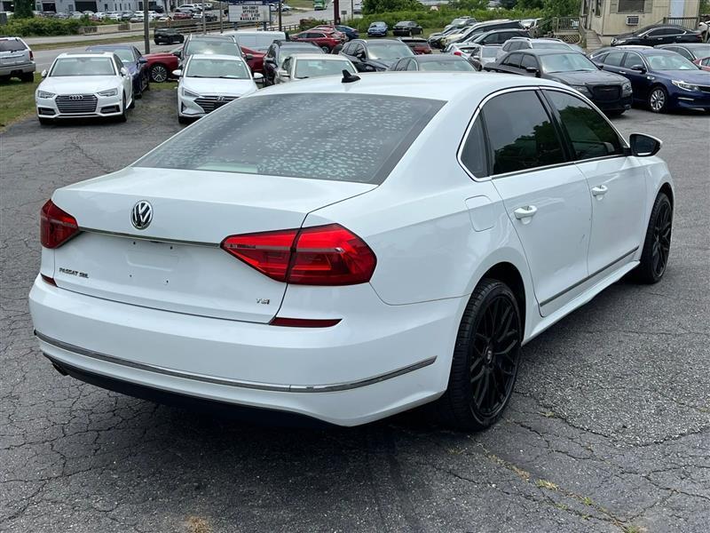 Volkswagen Passat SEL Premium 6A 2016