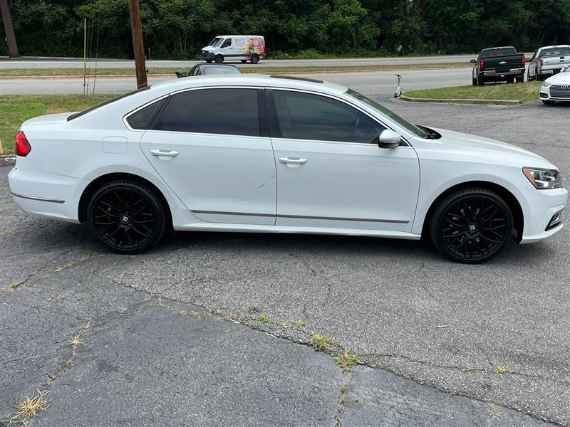 Volkswagen Passat SEL Premium 6A 2016