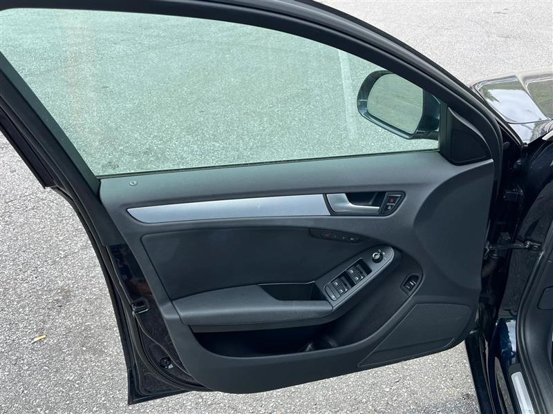 Audi A4 2.0 T Sedan quattro Tiptronic 2009