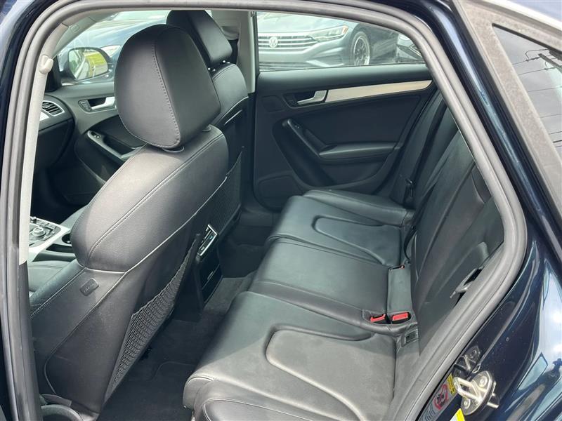 Audi A4 2.0 T Sedan quattro Tiptronic 2009