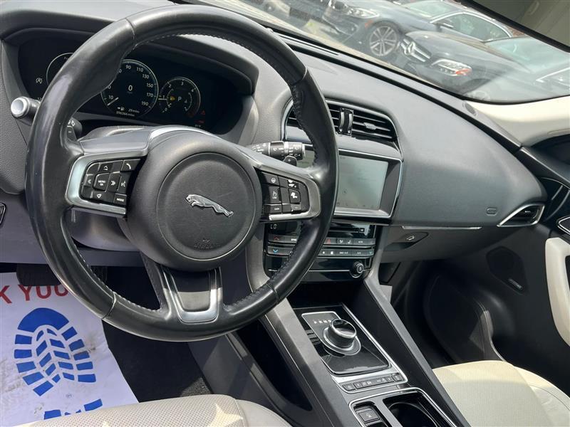 Jaguar F-Pace 20d Prestige 2018