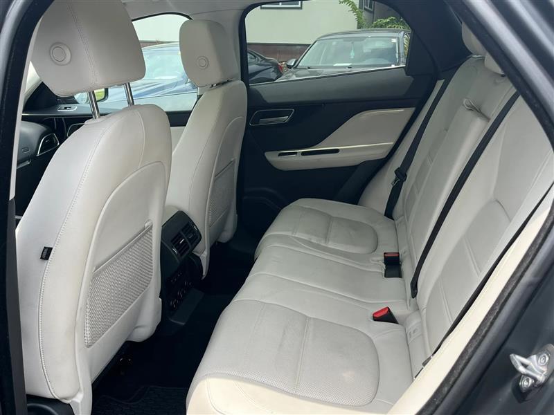 Jaguar F-Pace 20d Prestige 2018