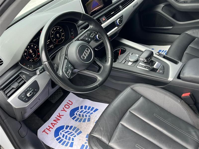Audi A4 2.0T Premium Plus quattro Sedan 2017