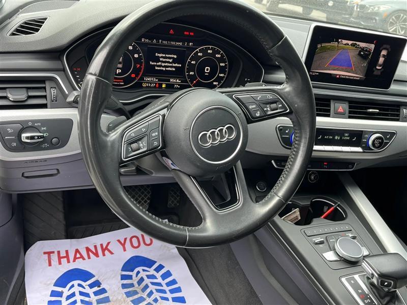 Audi A4 2.0T Premium Plus quattro Sedan 2017