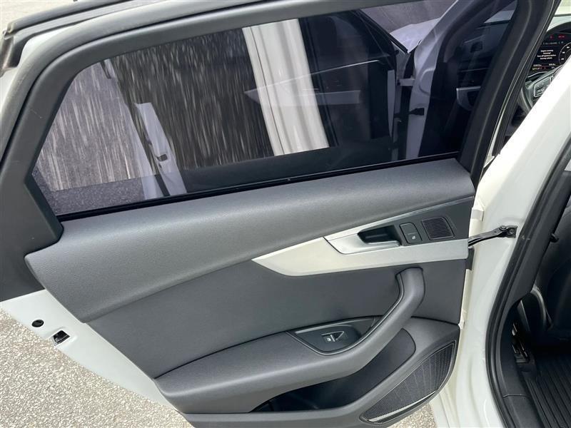 Audi A4 2.0T Premium Plus quattro Sedan 2017