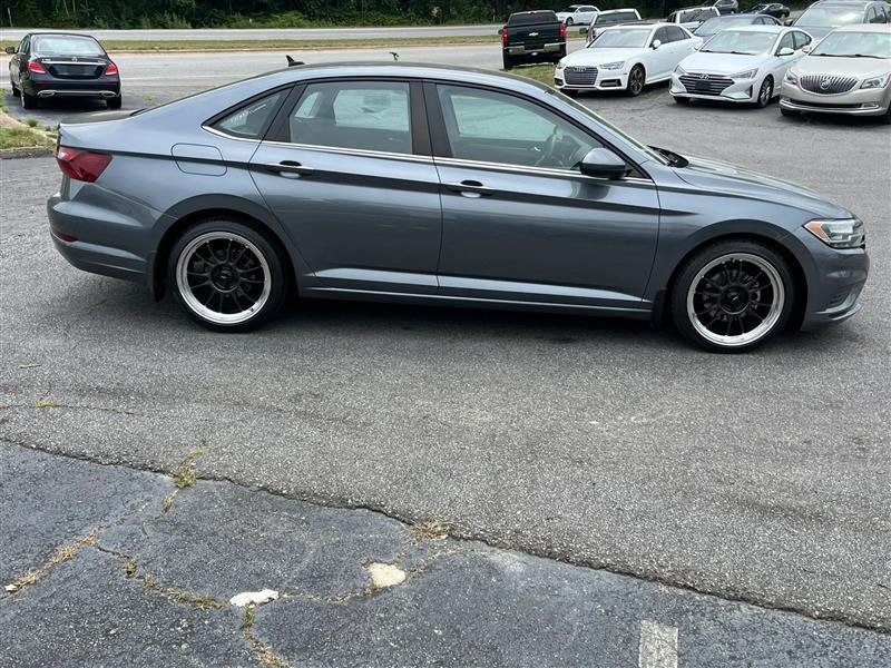 Volkswagen Jetta 1.4T S 8A 2021