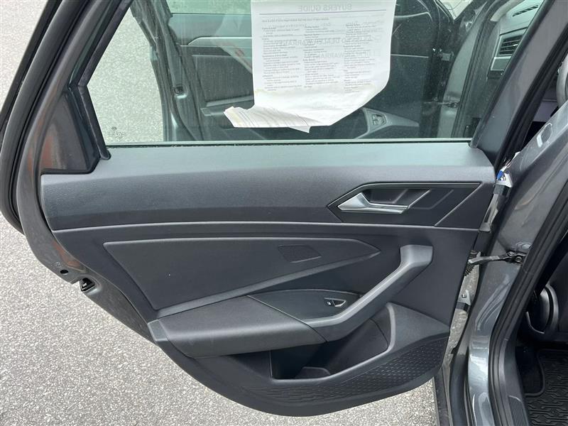 Volkswagen Jetta 1.4T S 8A 2021