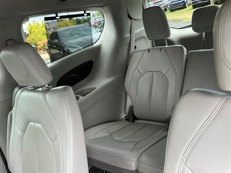 Chrysler Pacifica Touring-L 2021
