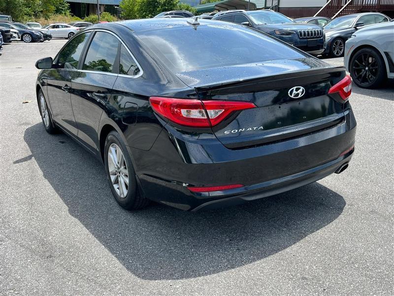 Hyundai Sonata SE 2015