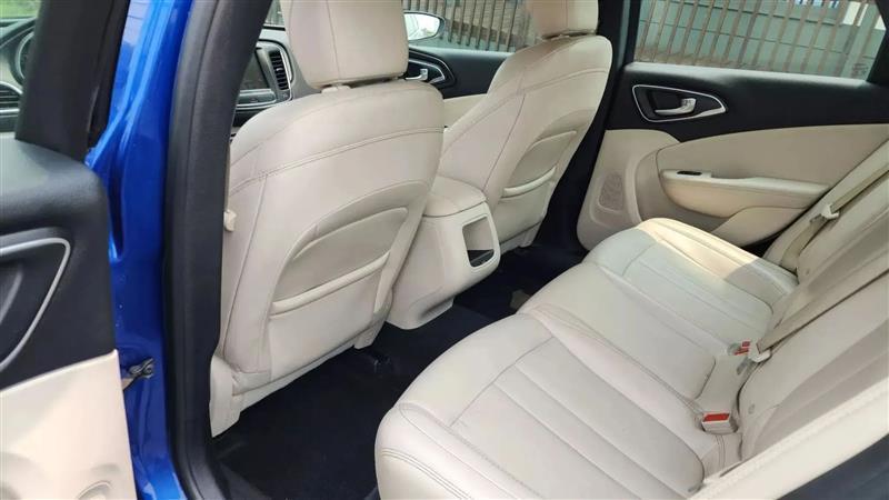Chrysler 200 Limited Platinum 2017