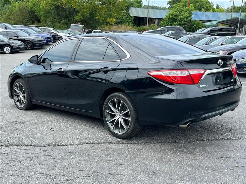 Toyota Camry XSE V6 2015