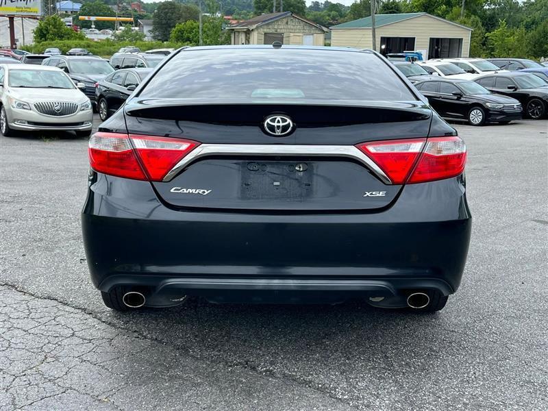 Toyota Camry XSE V6 2015
