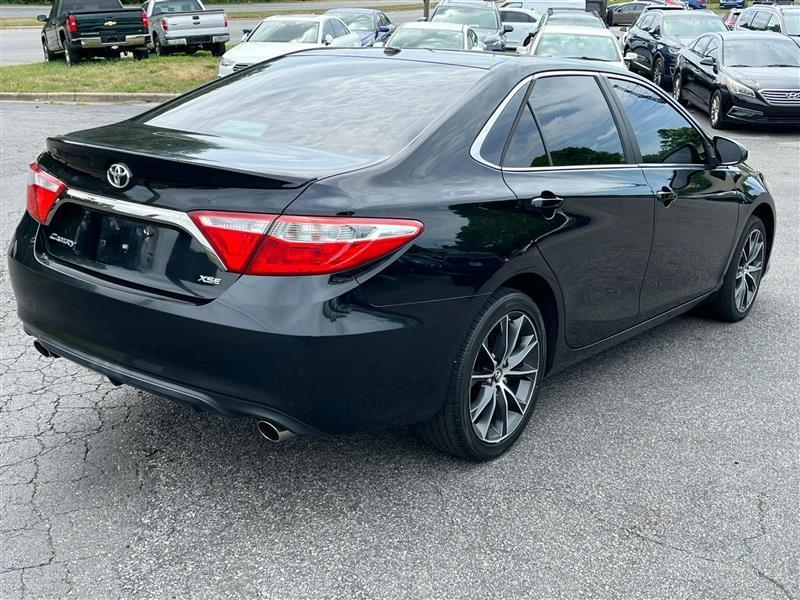 Toyota Camry XSE V6 2015