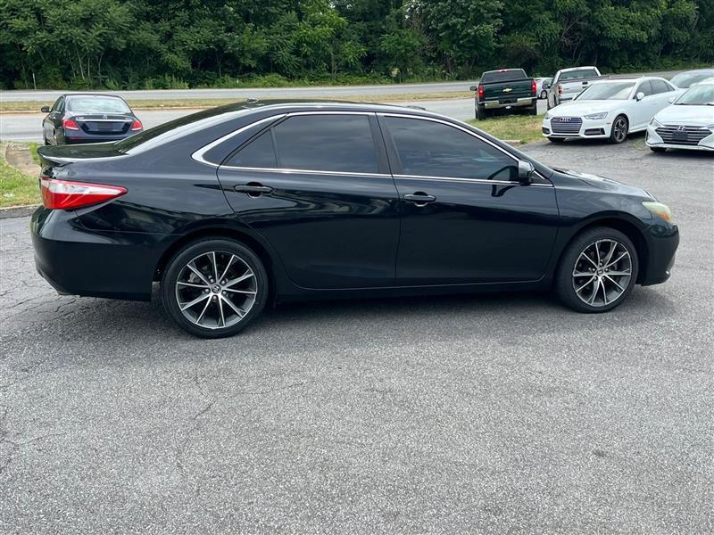 Toyota Camry XSE V6 2015