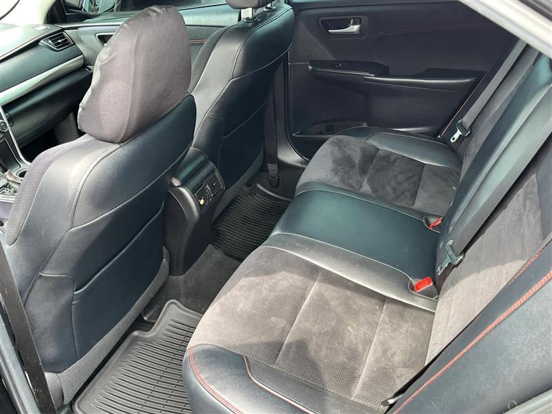 Toyota Camry XSE V6 2015