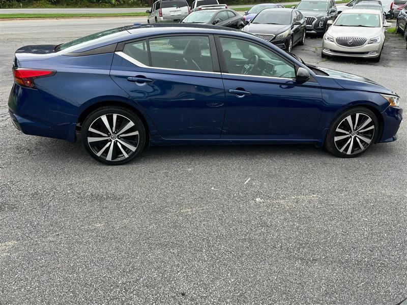 Nissan Altima 2.5 SR 2022