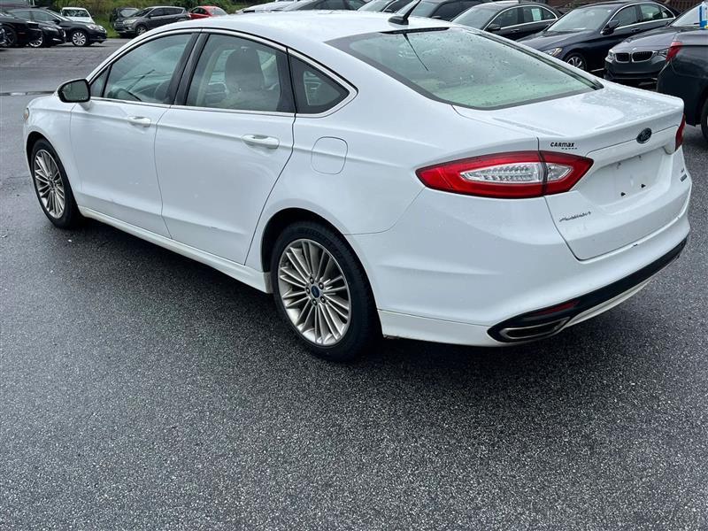 Ford Fusion SE 2014