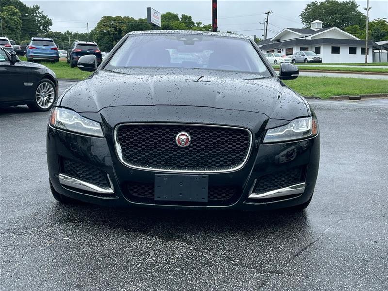 Jaguar XF-Series 20d Premium AWD 2017