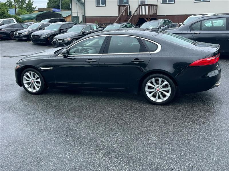 Jaguar XF-Series 20d Premium AWD 2017