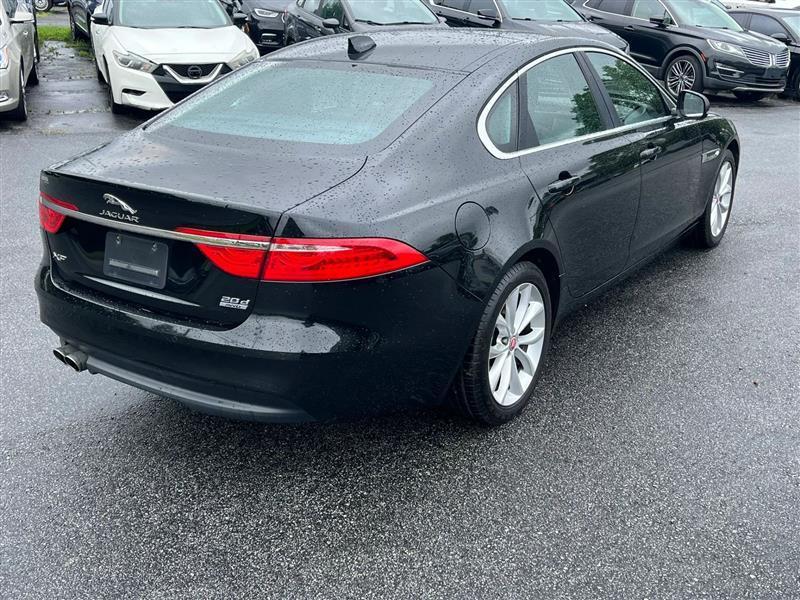 Jaguar XF-Series 20d Premium AWD 2017