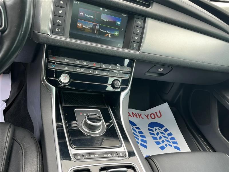 Jaguar XF-Series 20d Premium AWD 2017