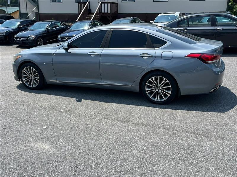 Hyundai Genesis 3.8L 2015
