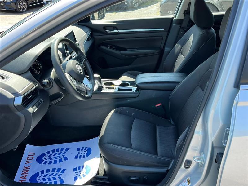 Nissan Altima 2.5 SV 2023