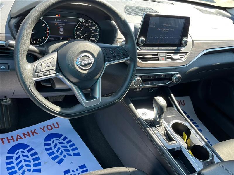 Nissan Altima 2.5 SV 2023