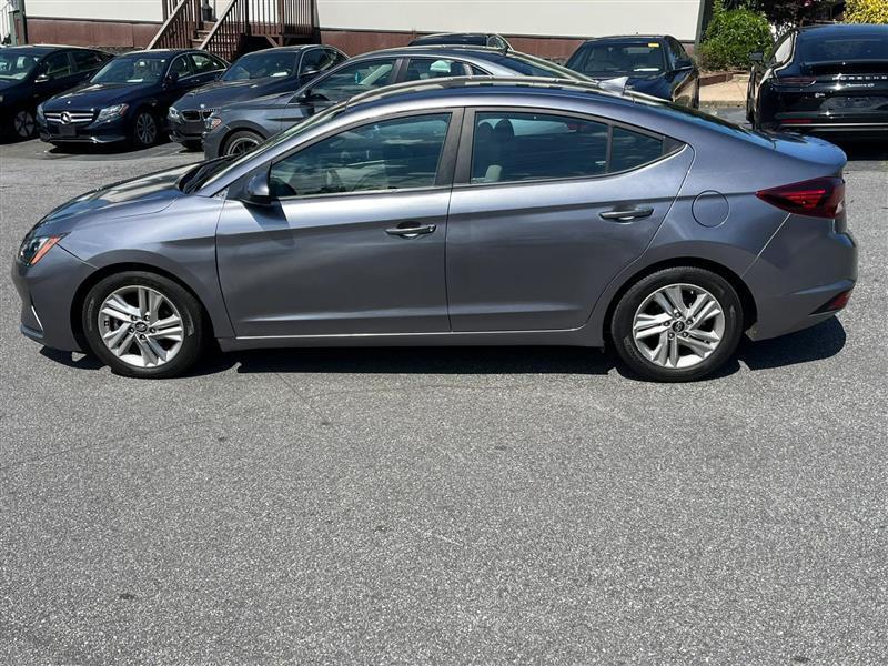 Hyundai Elantra Limited 2019