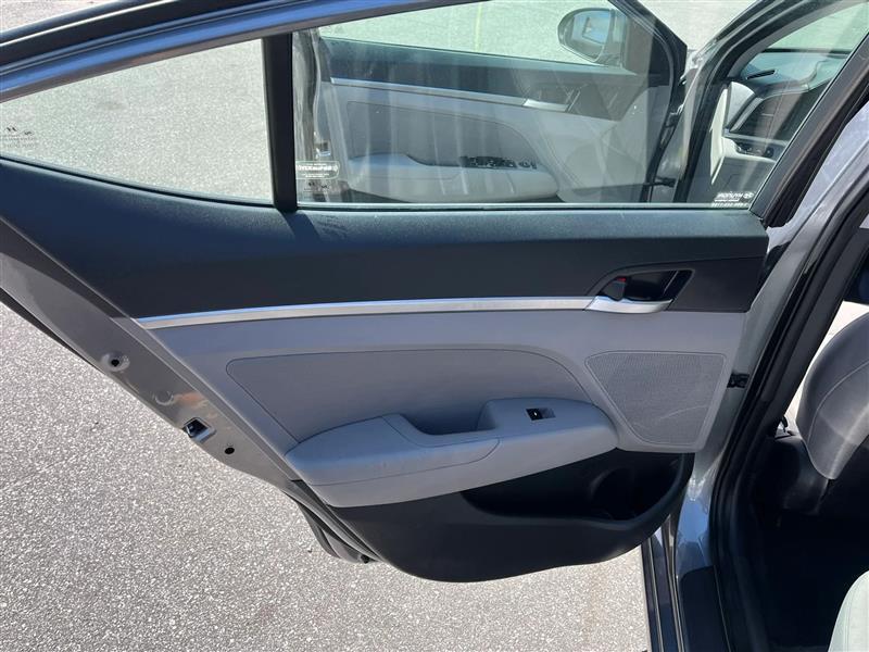 Hyundai Elantra Limited 2019