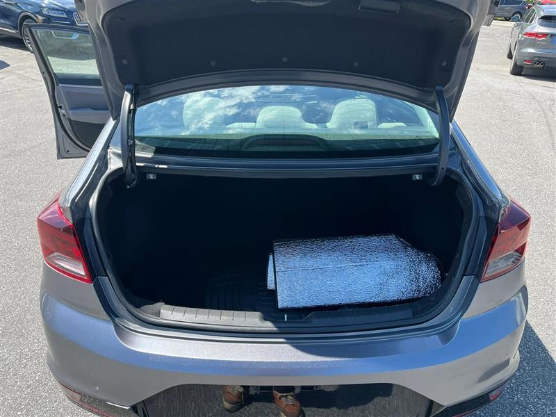 Hyundai Elantra Limited 2019