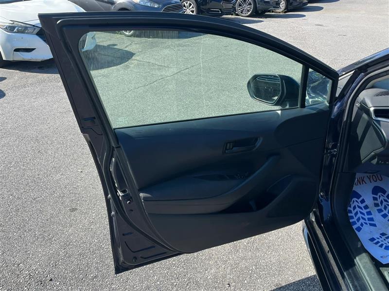 Toyota Corolla LE 2022