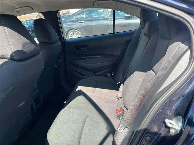 Toyota Corolla LE 2022