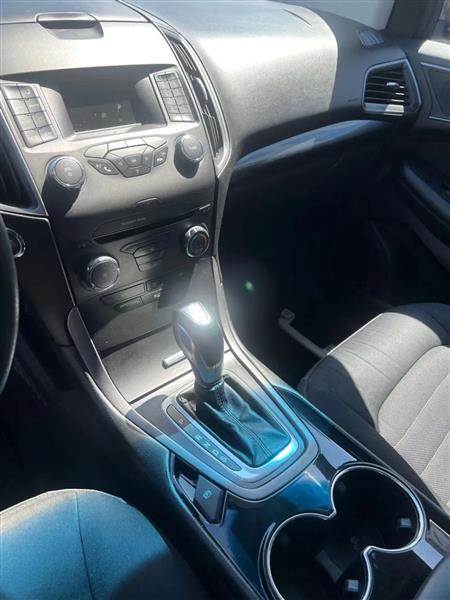 Ford Edge SE FWD 2015