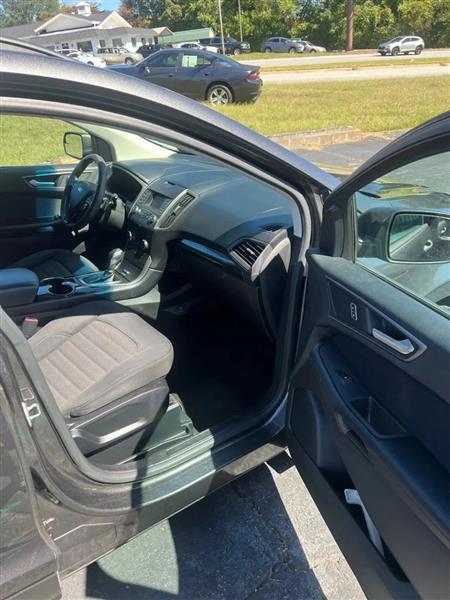 Ford Edge SE FWD 2015