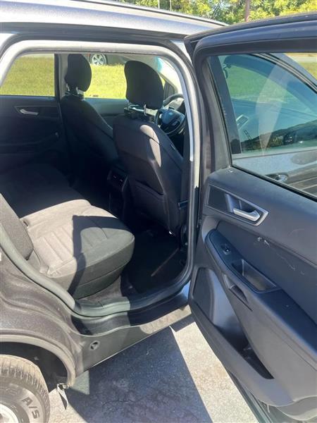 Ford Edge SE FWD 2015